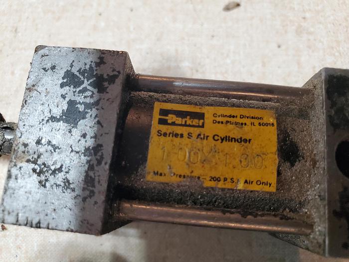 Used (Lot of 2) Parker & Schrader Bellows 1.00x1.00 Air Cylinder (BRA3)