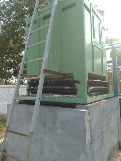 Used 2 MW 2011 Used MWM TCG2020V20 Natural Gas Generator