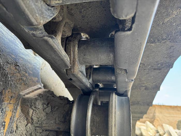 Used CATERPILLAR 963D