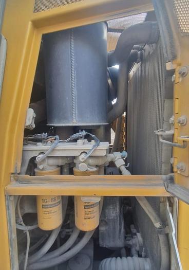 Used CATERPILLAR 953D