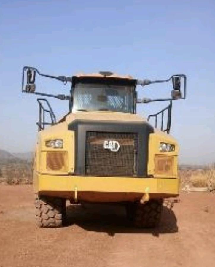 Used DUMPER CATERPILLAR 740GC