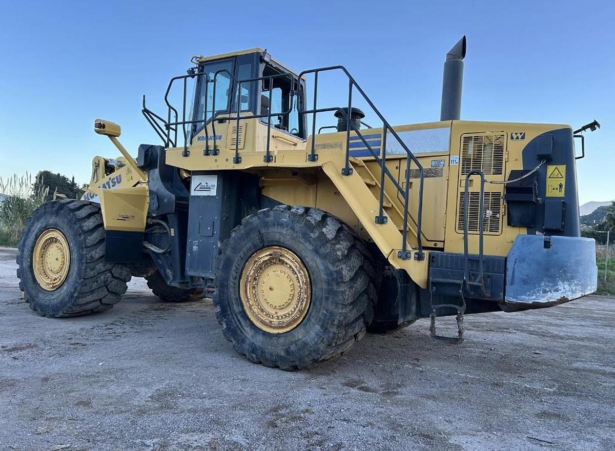 Used KOMATU WA600.6 BLOCK HANDLER