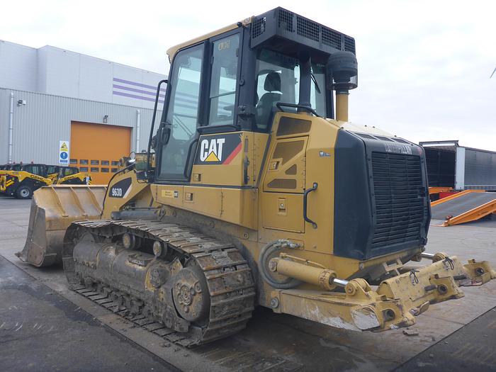 Used CATERPILLAR 963D