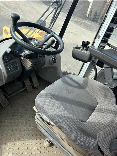 Used VOLVO L120H