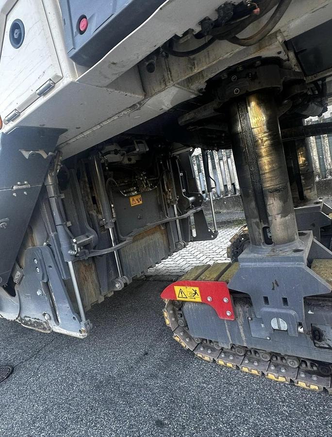 Used FRESA WIRTGEN W200FI