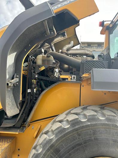 Used VOLVO L120H