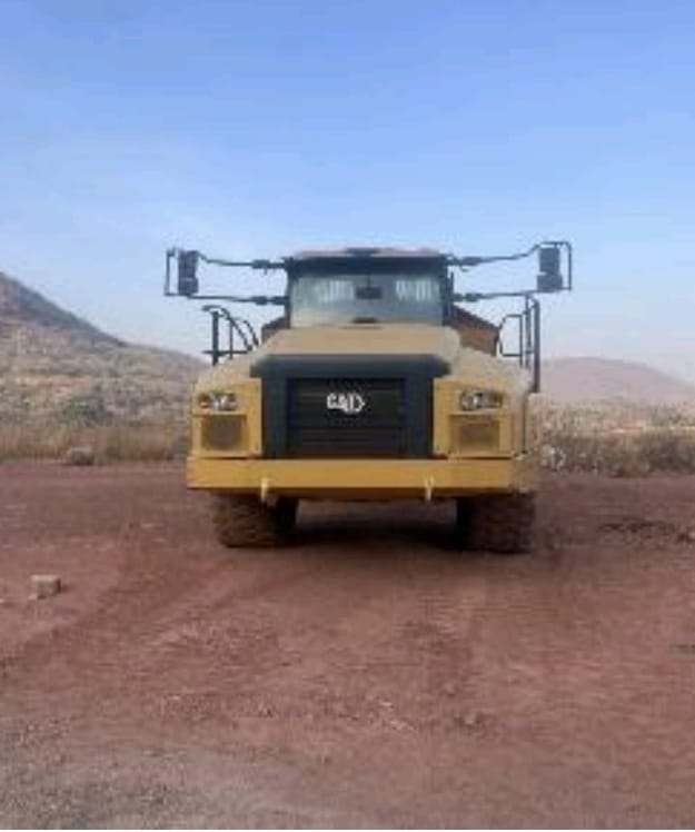 Used DUMPER CATERPILLAR 740GC