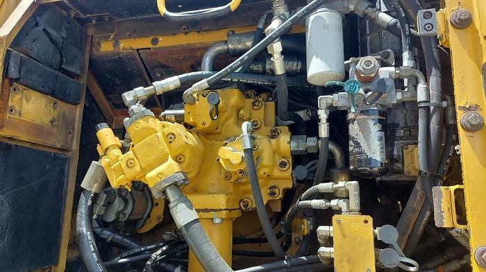 Usato CRAWLER EXCAVATOR CATERPILLAR 330DLN