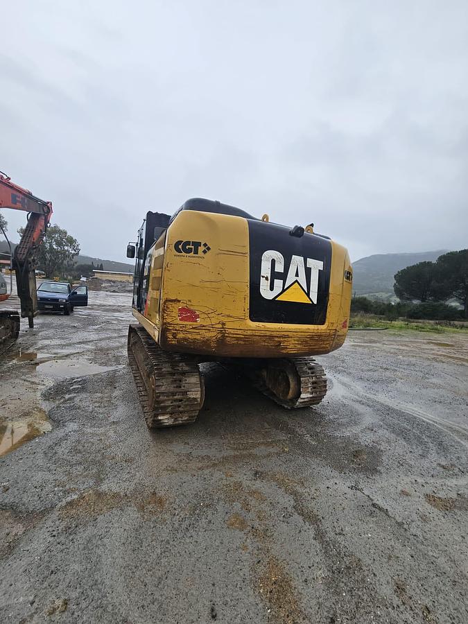 Used CATERPILLAR 323F
