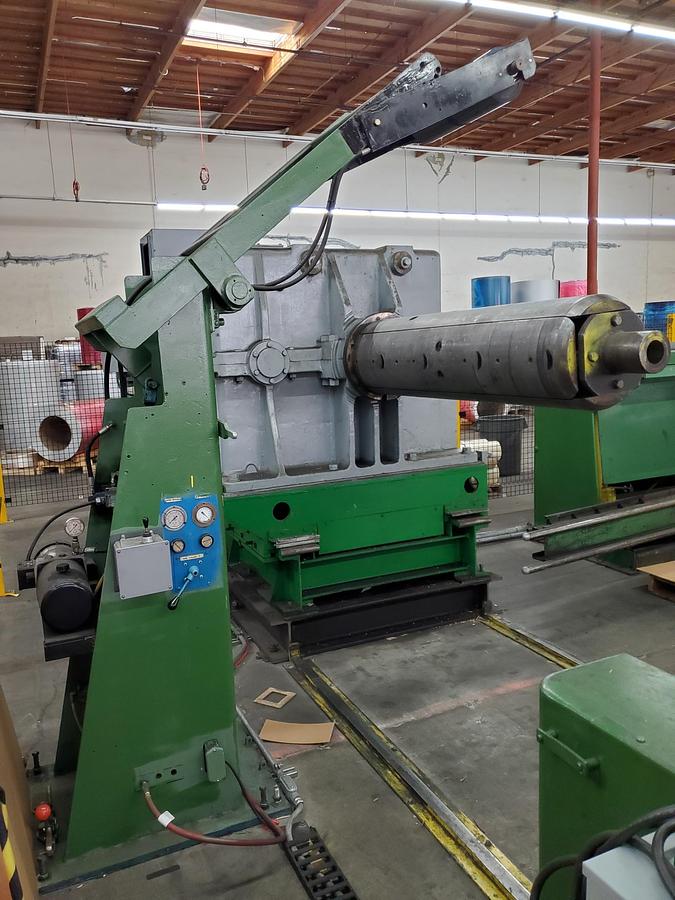 Used 60" x 20,000 Lbs Uncoiler