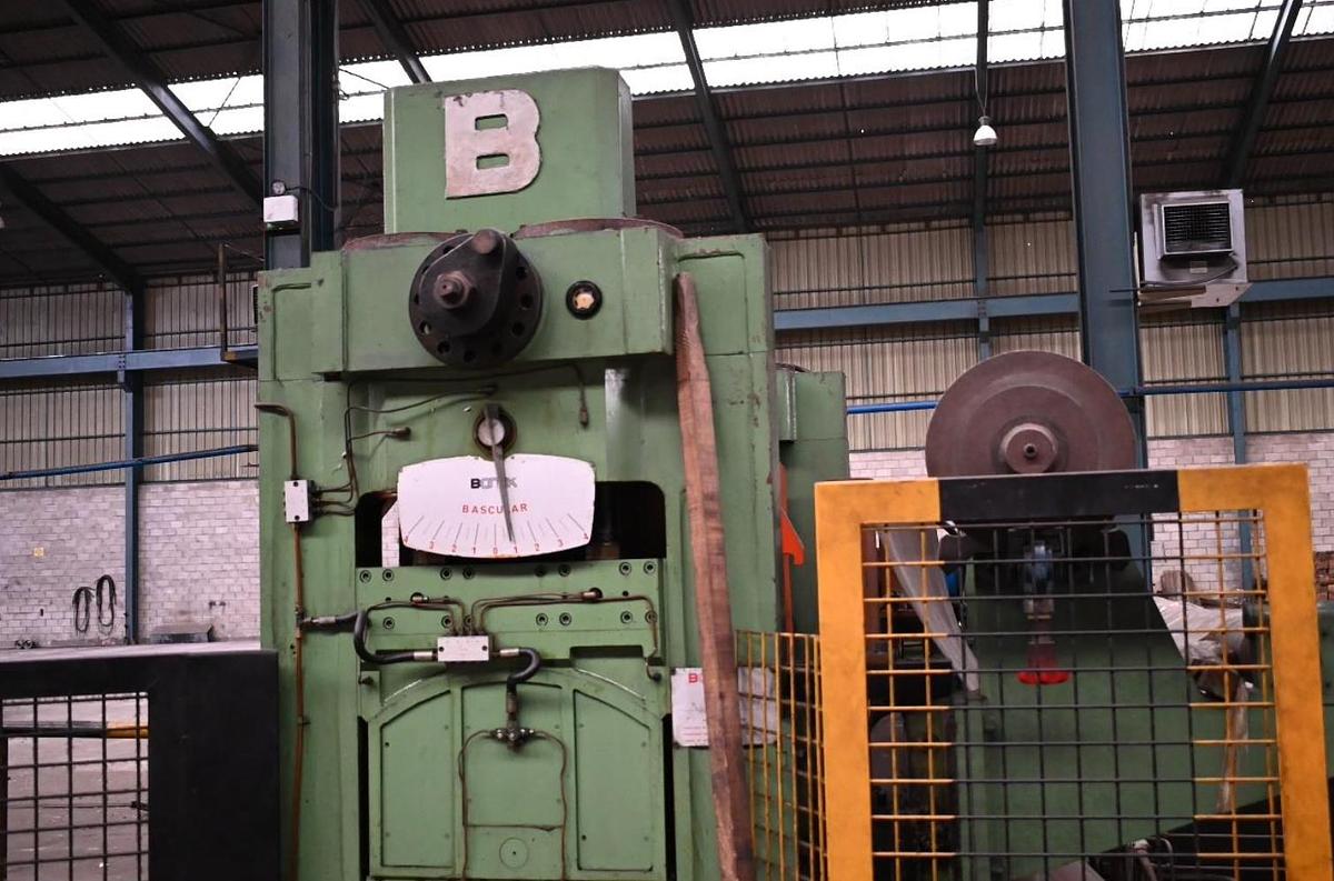 Used 61” x .118” x 55,000 lb Bonak Cut-To-Length Line