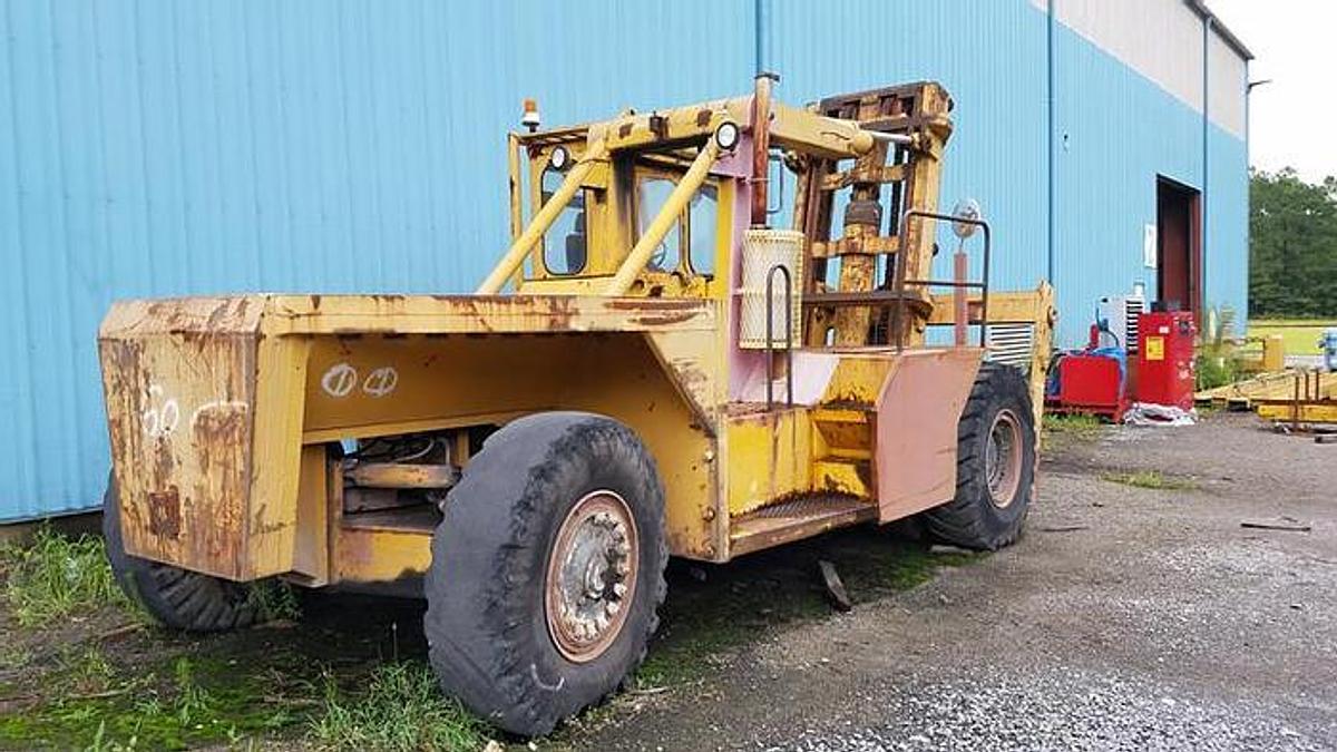Used 60,000 LB Taylor Y-62-WO Forklift