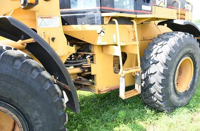 Used 2004 Caterpillar 928G