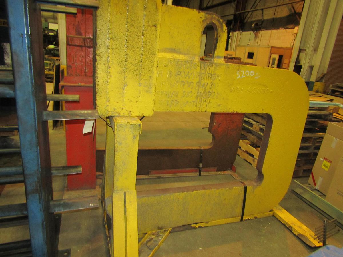 Used 60,000 Lb. C-Hook