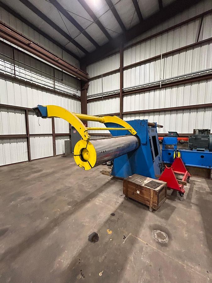 Used Bradbury 72´´ X .135´´ X 40,000 LB. SLITTING LINE