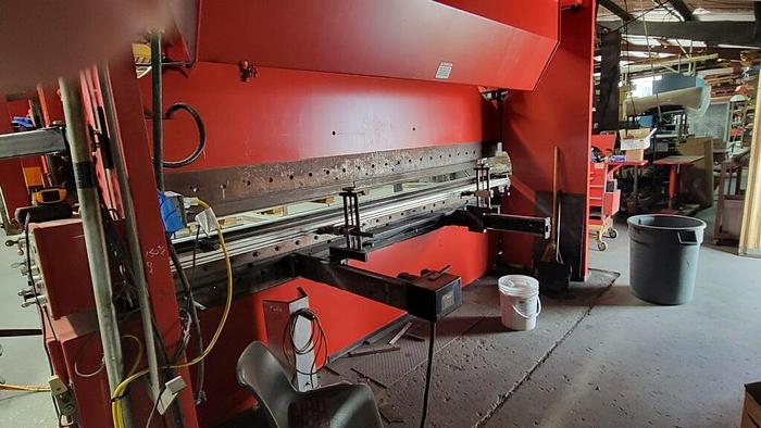 Used 230 TON x 14' CINCINNATI MODEL 230CB12 HYDRAULIC PRESS BRAKE