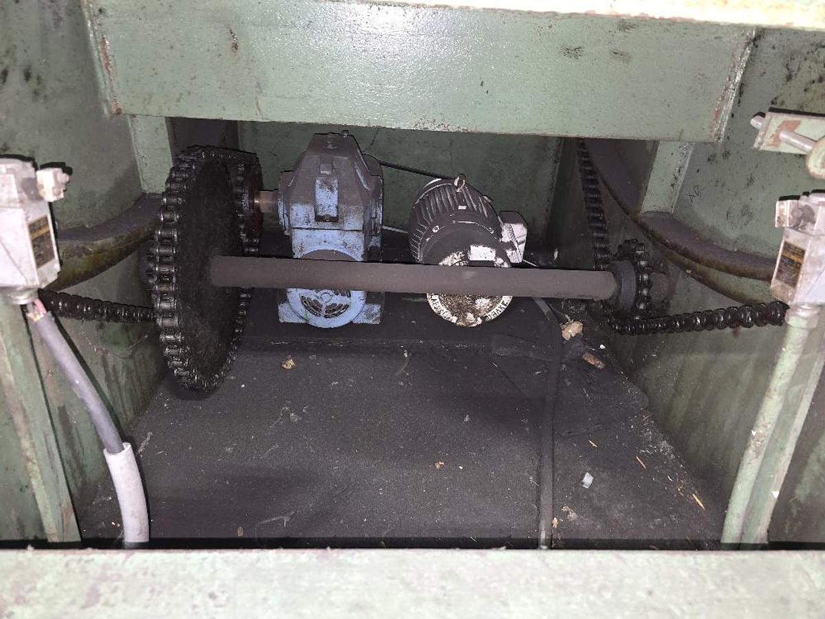 Used 30,000 Lb Capacity Braner Upender