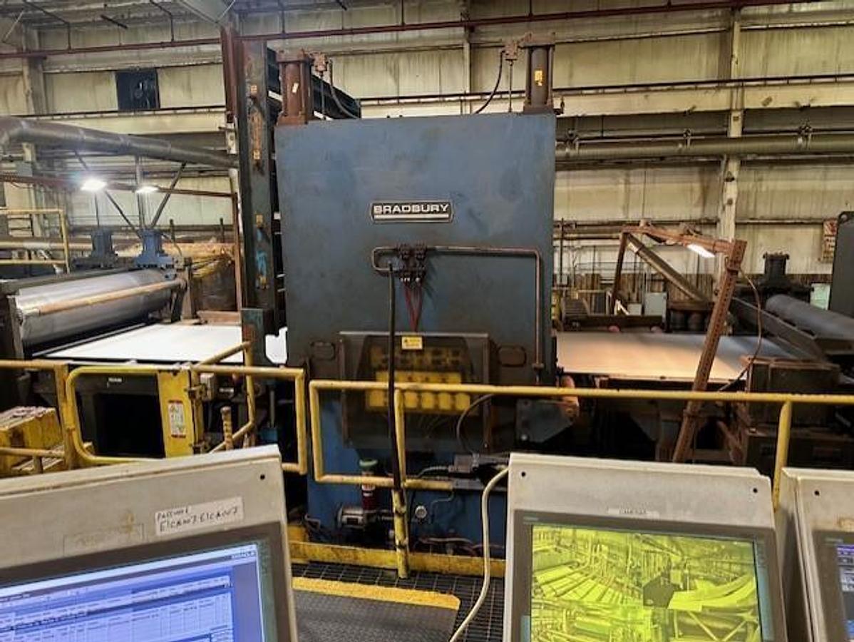 Used 72” x .250” Bradbury 11 Roll, 4-Hi Auto-Selective Pull-Thru Leveler