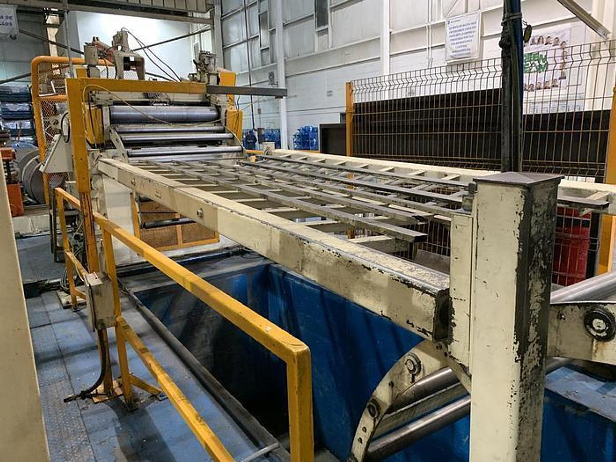 Used 48" x .30,000 LB Perfecto Servo Feedline