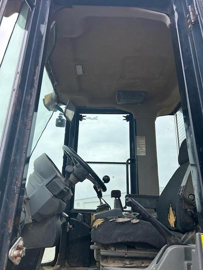 Used CAT 928G Replacement Cab