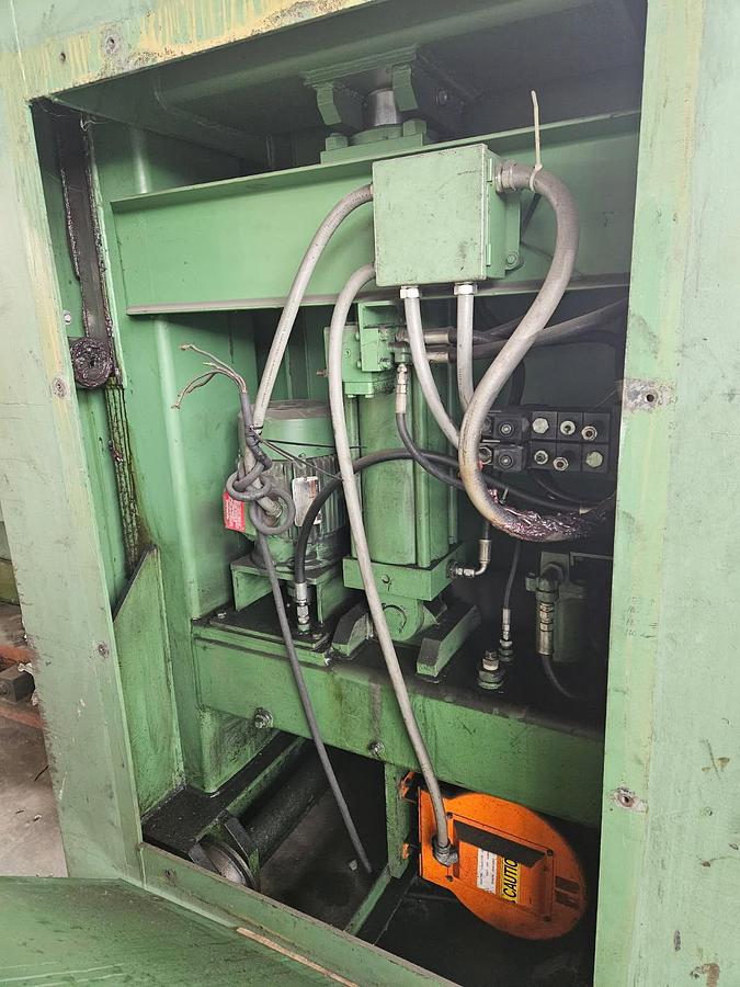 Used 30,000LB Herr-Voss Entry Coil Car