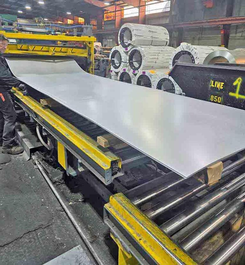 Used 60" x 0.060" x 20,000# Iowa Precision Slear Line