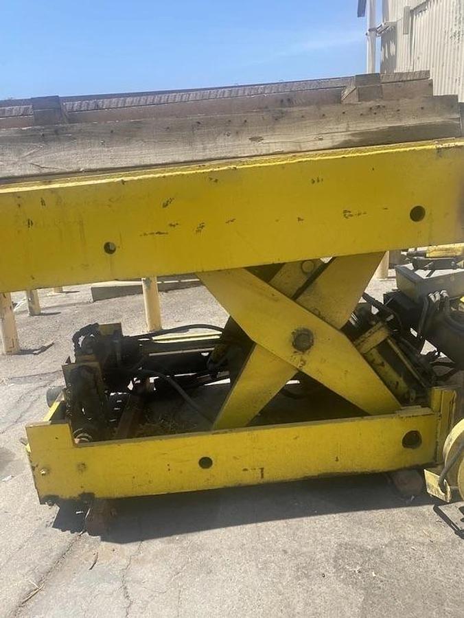 Used 60,000 Lbs. Rowe V-Type Coil Car