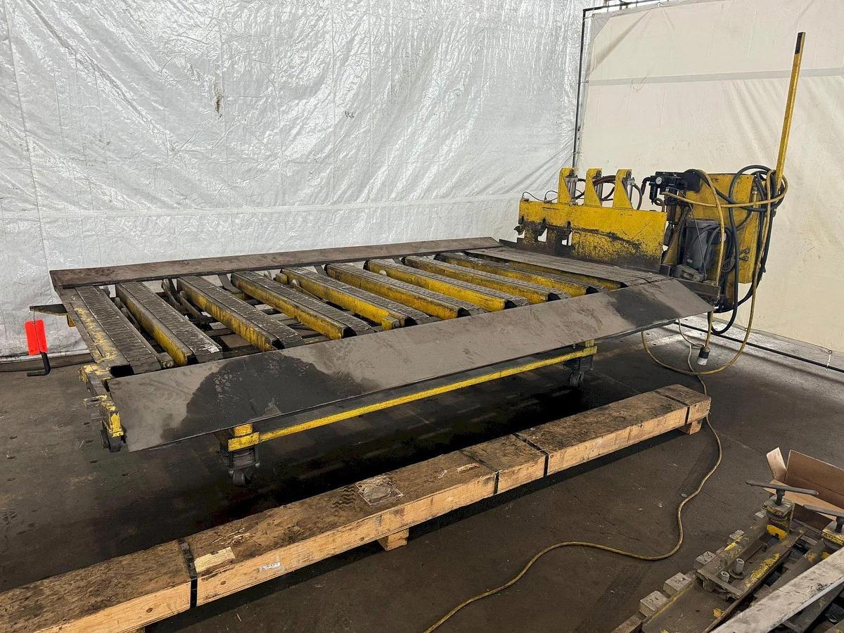 Used 120" CINCINNATI SHEET STACKER CONVEYOR