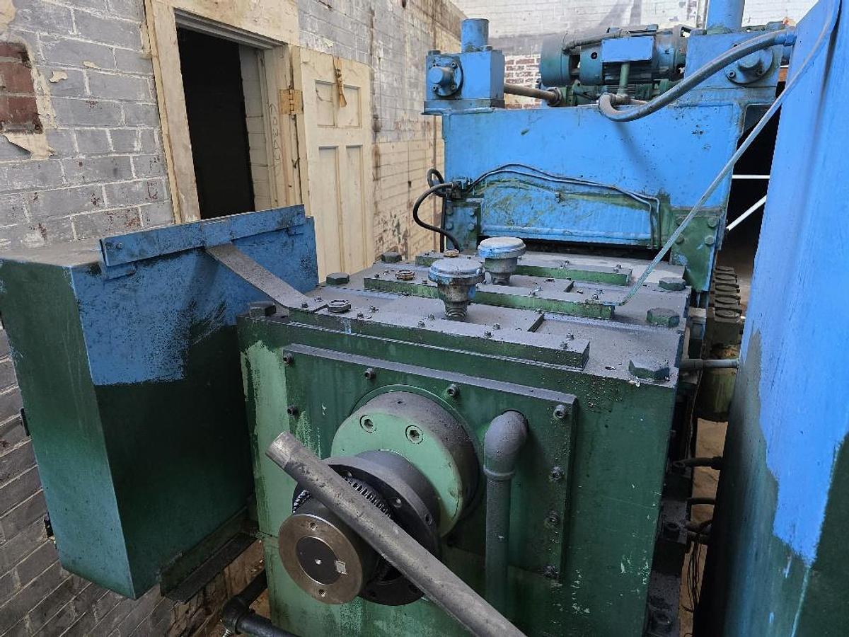 Used 60" x .075" Herr-Voss 4HI Precision Leveler