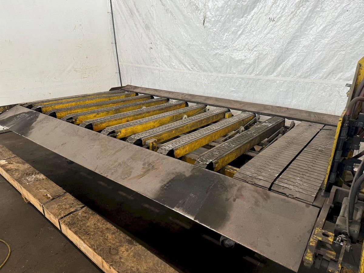 Used 120" CINCINNATI SHEET STACKER CONVEYOR
