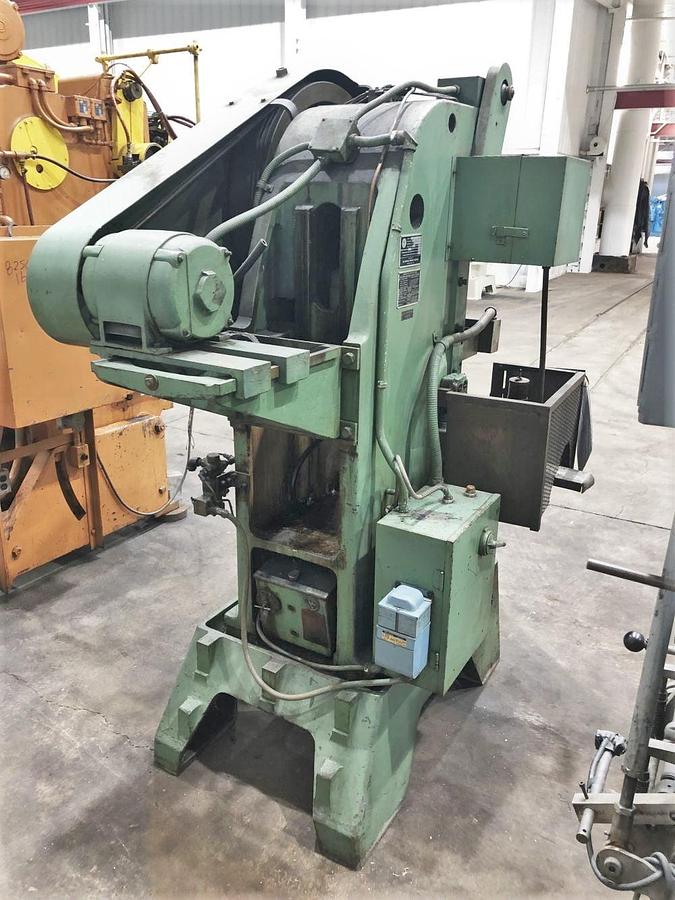 Used Minster 32 Ton Press