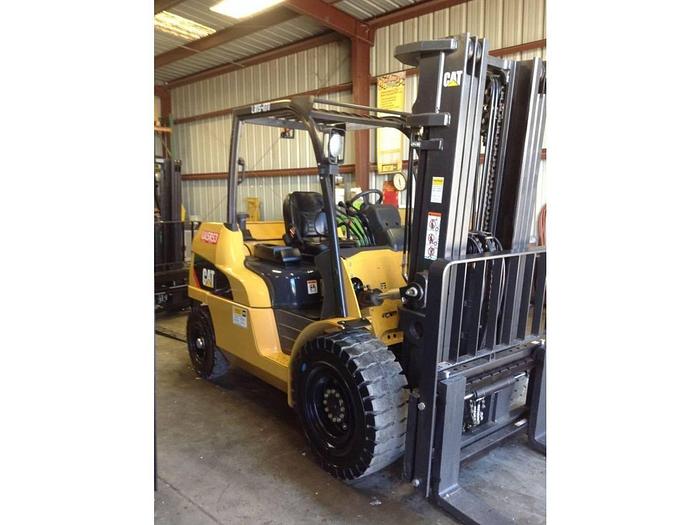 Used 2020 Caterpillar DP45N1