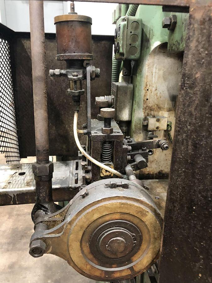 Used Minster 32 Ton Press