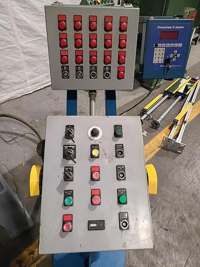 Used Minster B1-22 Ton Punch Press with Air Clutch & Air Brake & Light Curtain