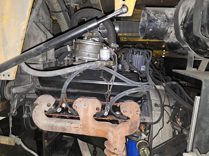 Used 2007 Royal T300C 30,000 Lb Forklift