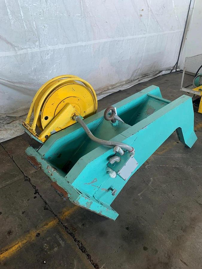 Used 84" x 80,000 Lbs. Yoder Recoiler