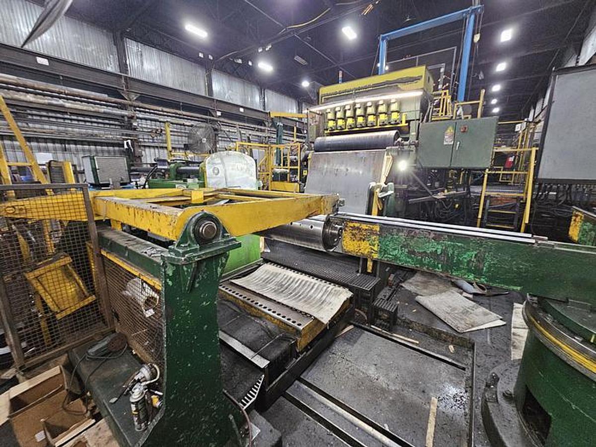 Used 60" x 50,000 Lbs Herr-Voss Recoiler w/ Attached Separator & Push-off  	