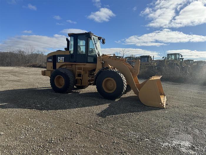 Used 2005 Caterpillar 928G