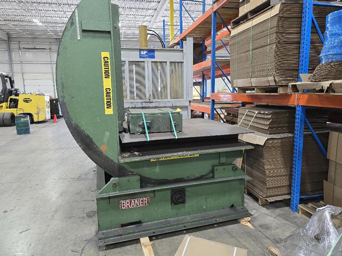 Used 30,000 Lb Capacity Braner Upender