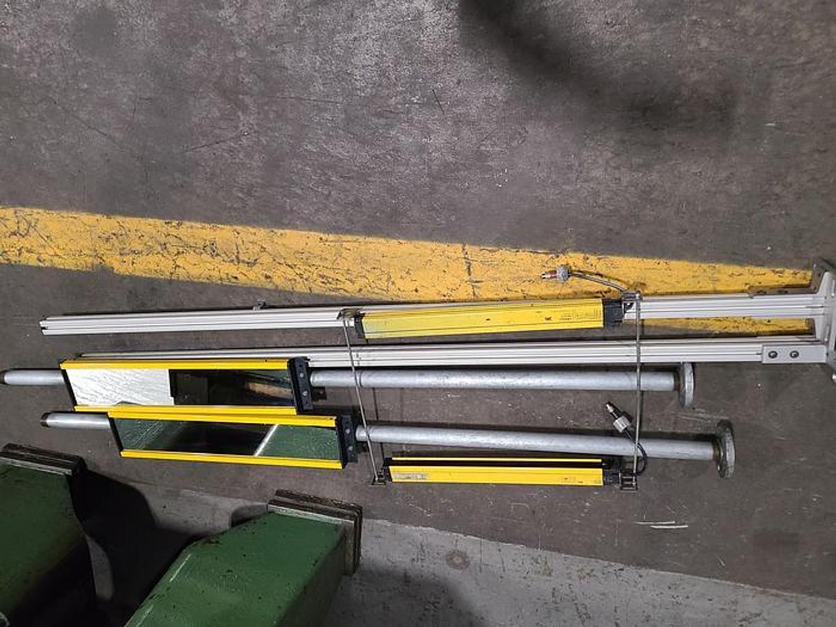 Used Minster B1-22 Ton Punch Press with Air Clutch & Air Brake & Light Curtain