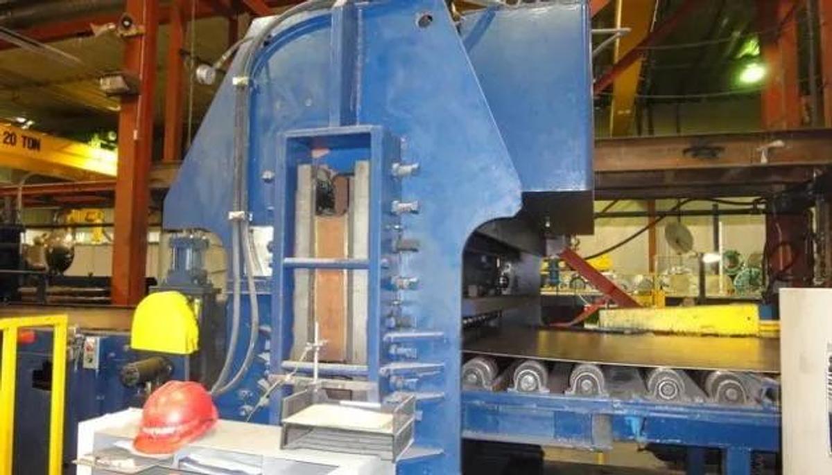 Used 8' (96") x .500" Delta Hydro-Mechanical Shear