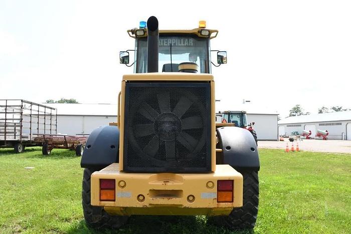 Used 2004 Caterpillar 928G