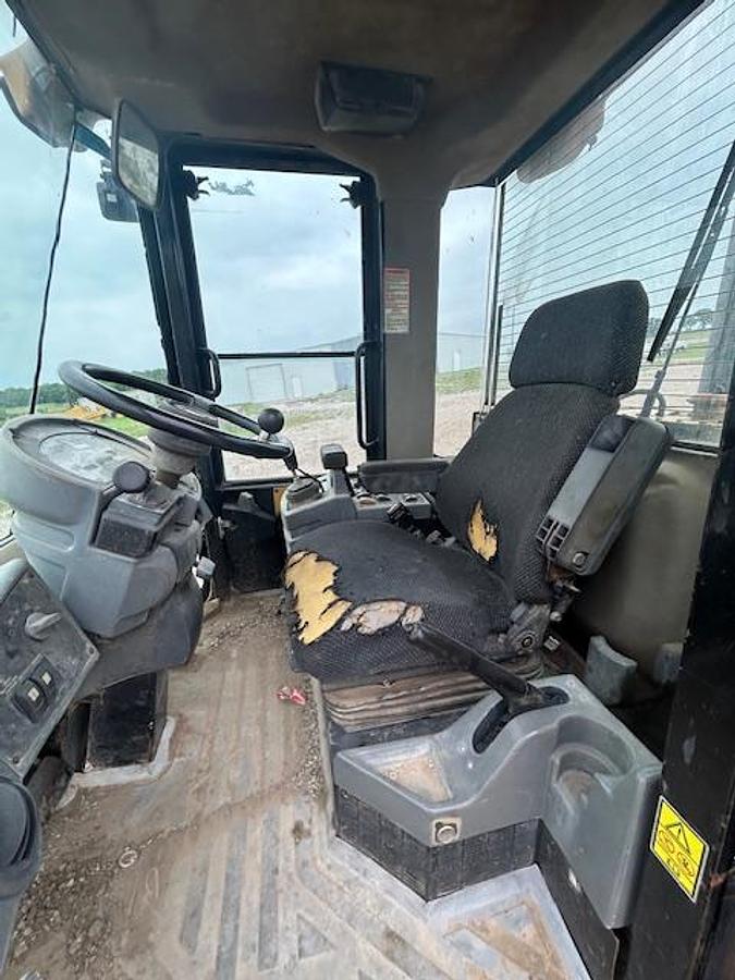 Used CAT 928G Replacement Cab