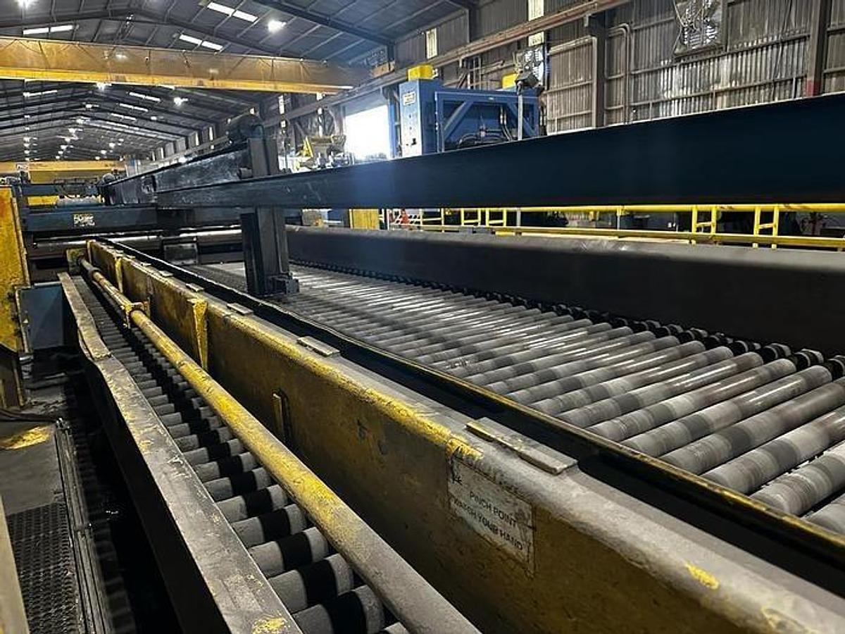 Used 72" x 20' x 20,000 Lbs. Cincinnati Stacker