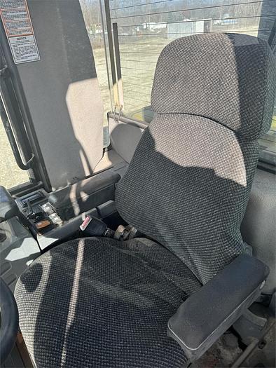 Used 2005 Caterpillar 928G