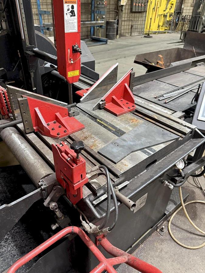 Used 20” x 24” Amada VT-5063SW CNC Vertical Tilt-Frame Bandsaw