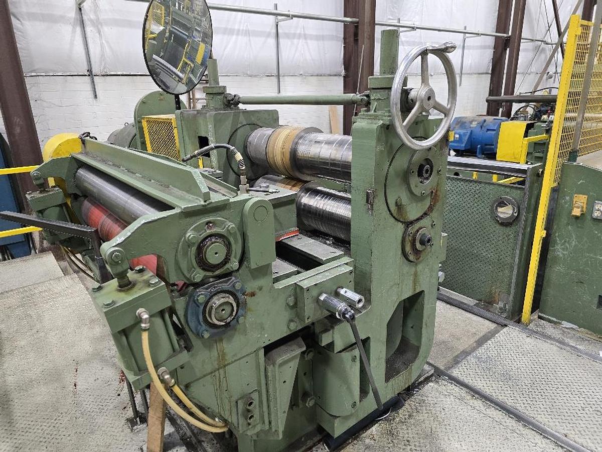 Used 36” x 30,000 lb Nova Slitting Line