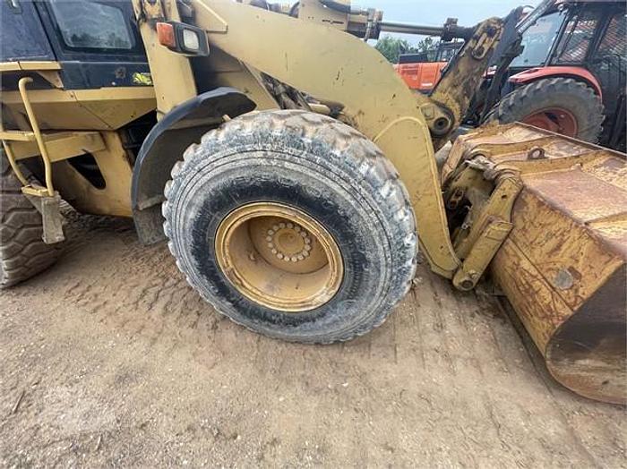 Used 2006 Caterpillar 928G