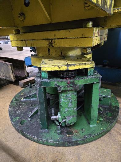 Used 63" Turnstile (2-Arm)