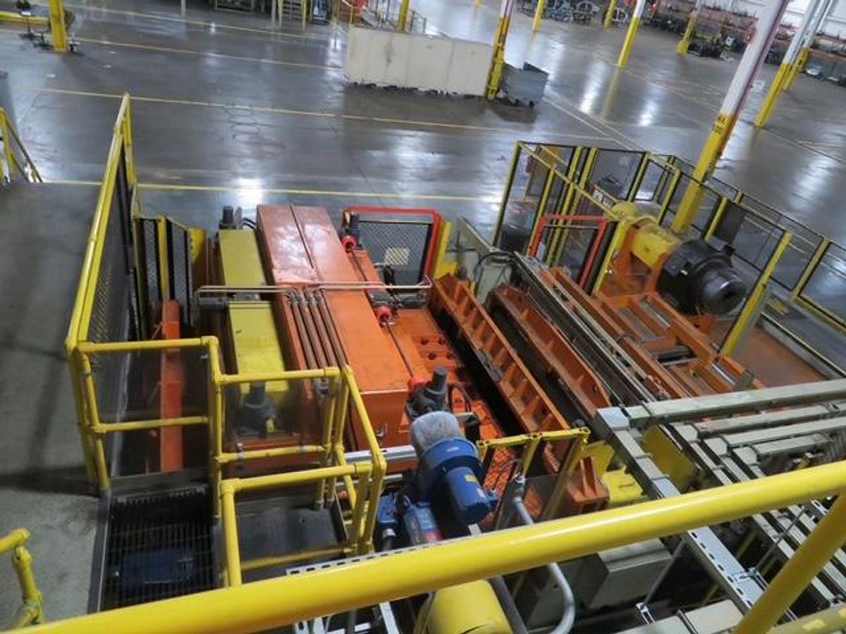 Used 1500 Ton Mueller Weingarten Progressive Press